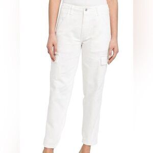 Universal Thread Women's Mid-Rise Boyfriend Jeans NWOT size 2R off white